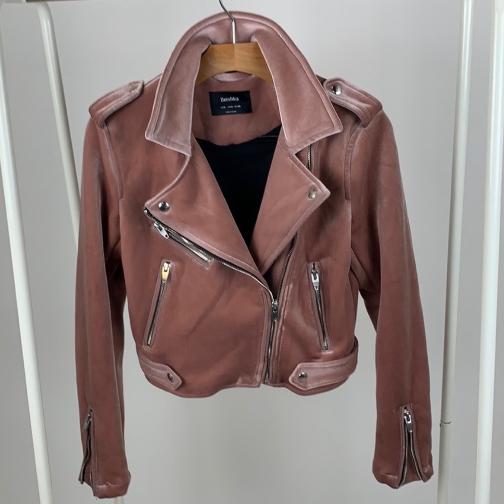 BERSHKA DUSTY PINK MOTO - SZ M - SEXY PINK LEATHER STYLED JACKET Millennial pink